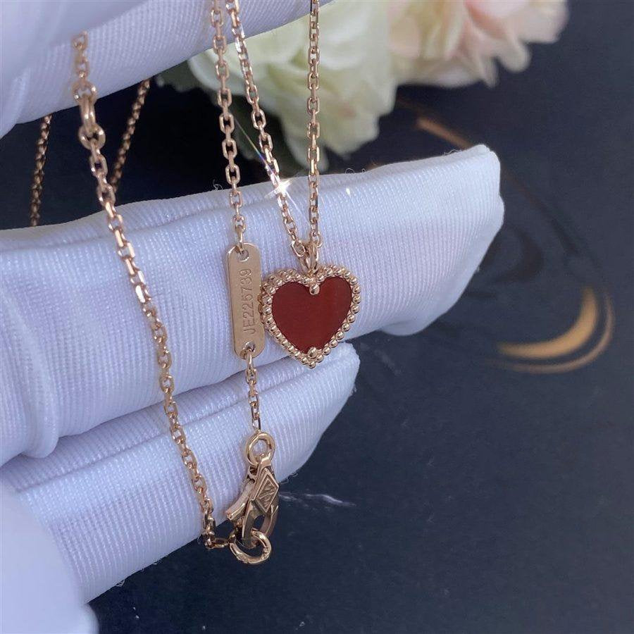 VCA SWEET CLOVER CARNELIAN HEART NECKLACE